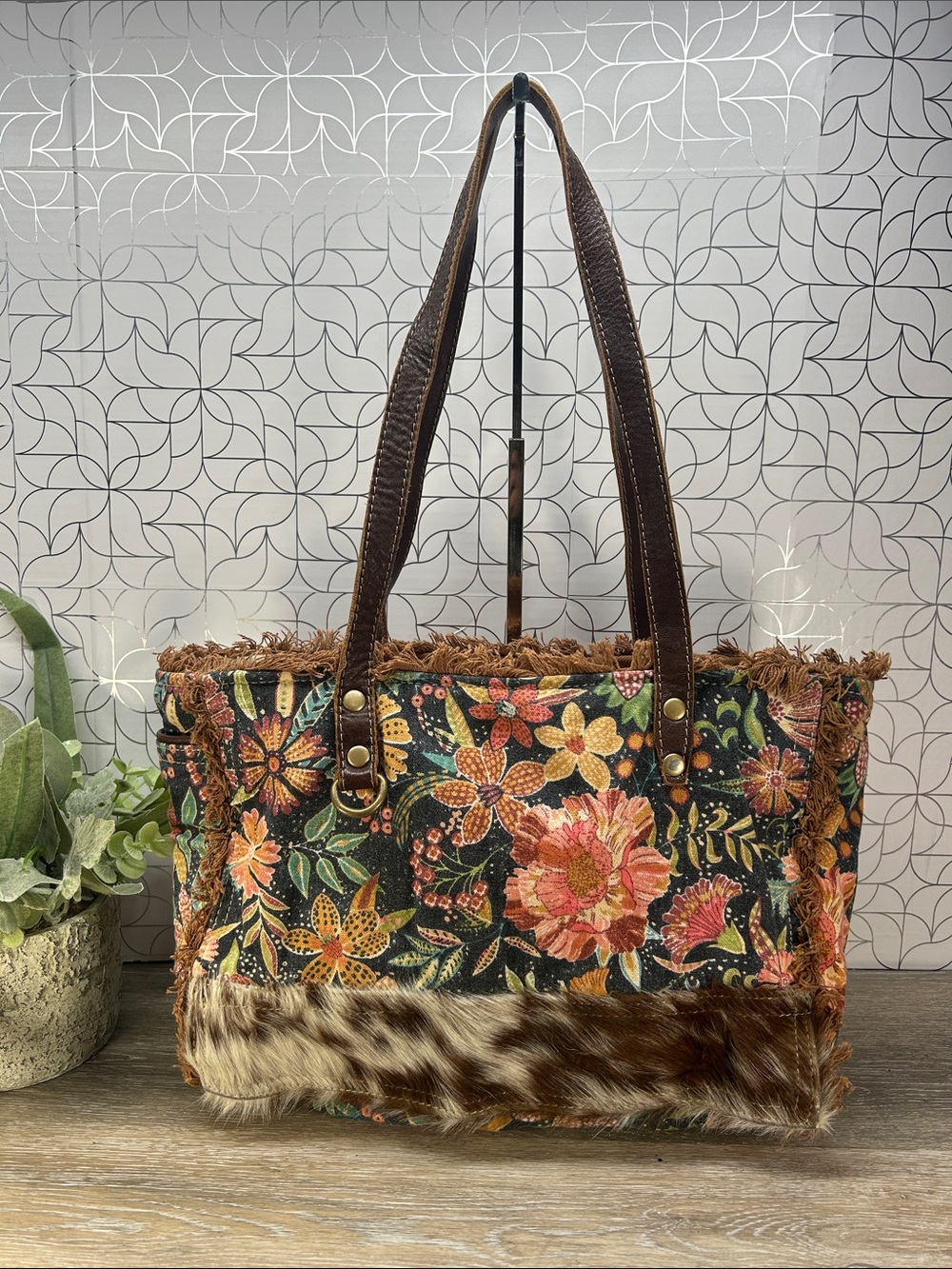 Myra Brown Canvas Tote Bag - Tan Brown